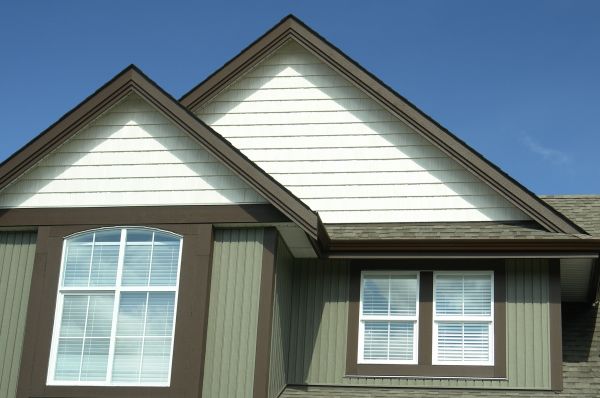 Cost of Vertical Vinyl Siding Repair in Allentown