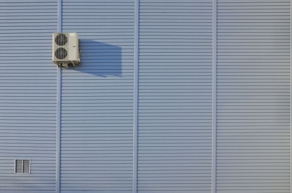 Cost of Flat Metal Siding Installation in Allentown